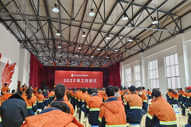 不懼浮云遮蔽日，待得云開霧散時2.jpg